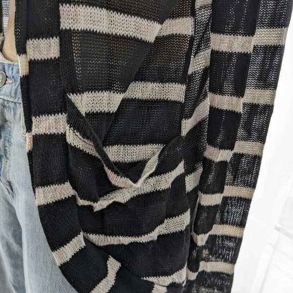 charlotte russe nwt black and white striped open cardigan with pockets size smal - Picture 4 of 4